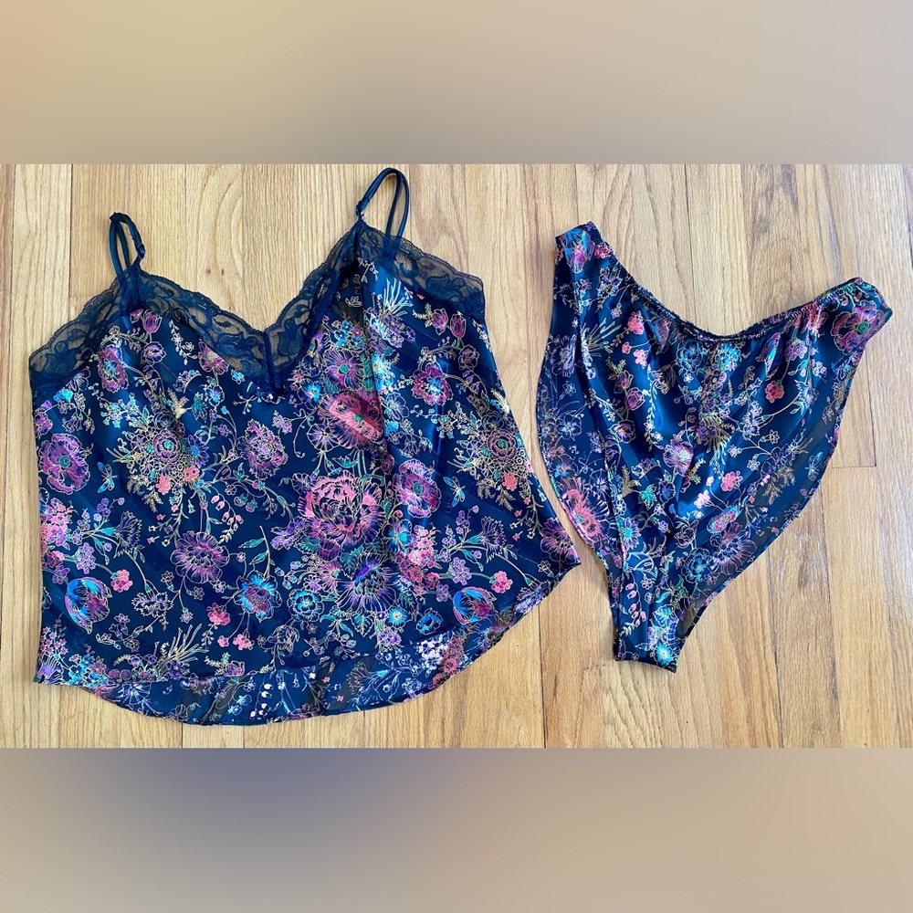 Vintage 80s SHIRLEY Of HOLLYWOOD Robe and Cami Set *Medium* Sheer Black Pajamas